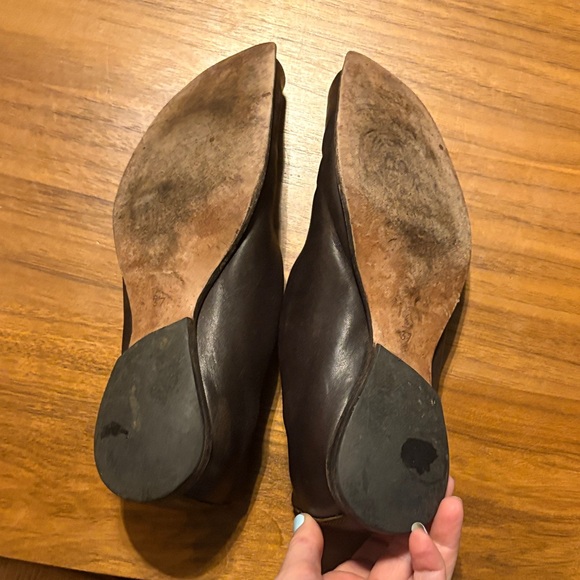 CYDWOQ Women's Black Leather Shoes Swirl - Picture 3 of 3